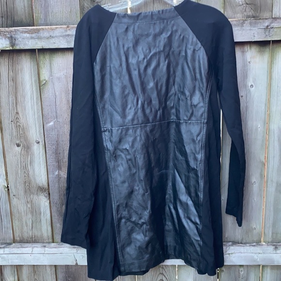 Ritchie Silver faux leather shift dress sz. M - Picture 3 of 3